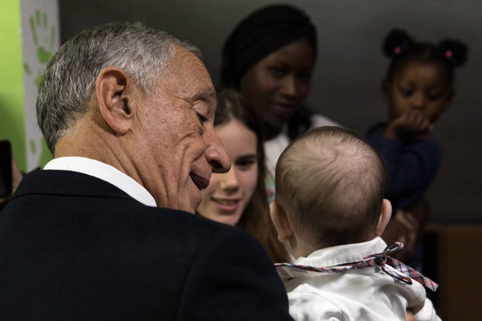 Lisboa: Presidente da República visitou jovens mães e crianças apoiadas pela «Casa João Paulo II»