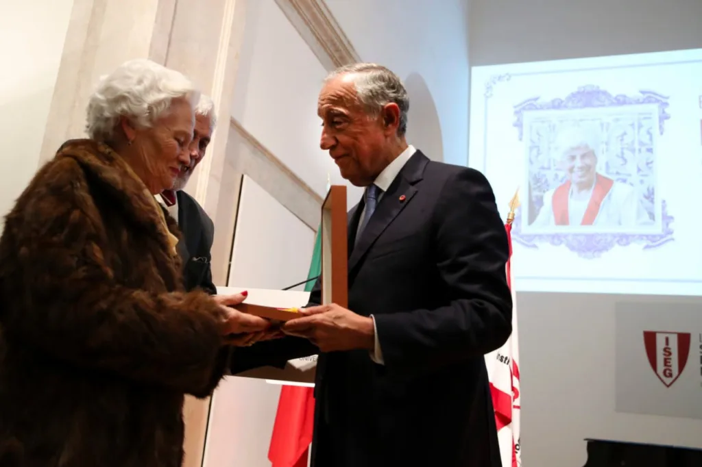 manuela silva - HMENAGEM PÓSTUMA