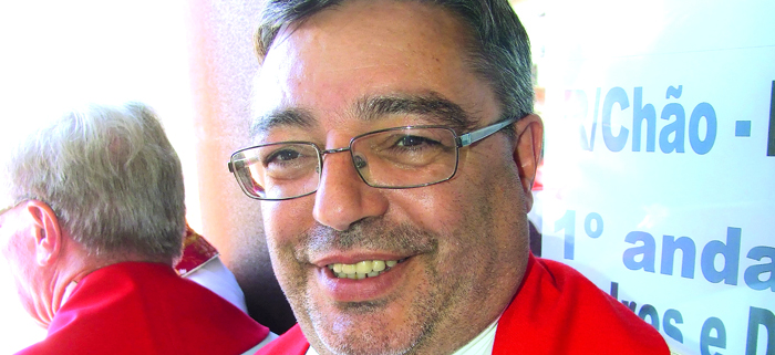 Licínio Cardoso completa 25 anos de padre