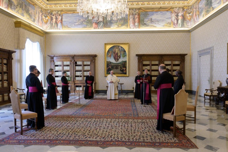 Audiência-geral: Papa desafia cristãos a ser «páginas abertas ao Espírito»