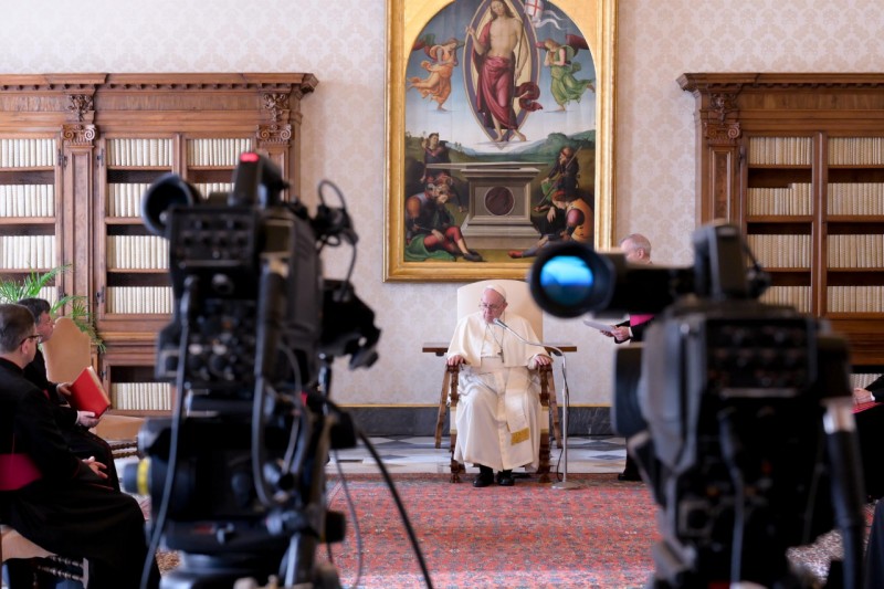 Audiência-geral: «A Igreja é obra do Espírito» e «não um partido político»