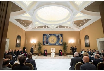 Vaticano: Papa encontra cientistas e recomenda “não ter medo da verdade”
