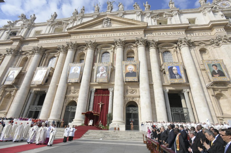 Homilia do Papa Francisco na canonização de sete novos santos