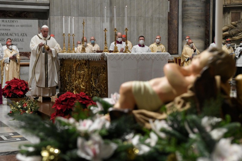 Homilia do Papa Francisco na noite de Natal