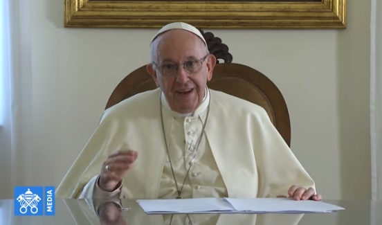 Política: «A resposta aos populismos é a fraternidade», afirma o Papa Francisco (C\vídeo)